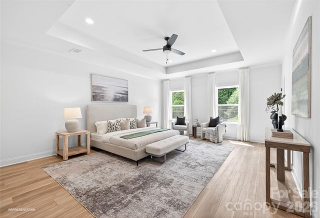 9006 Pinenoll Lane, Charlotte, NC 28215