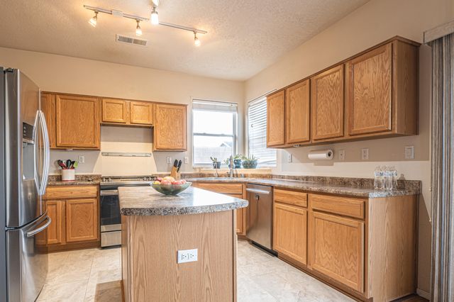 10601 Crandall Road SW, Albuquerque, NM 87121