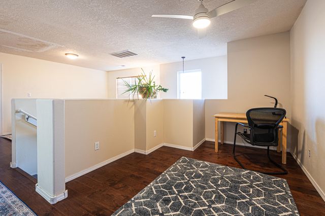 10601 Crandall Road SW, Albuquerque, NM 87121