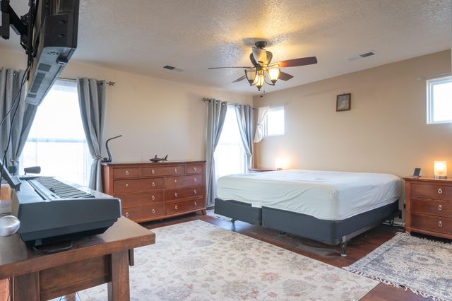 10601 Crandall Road SW, Albuquerque, NM 87121