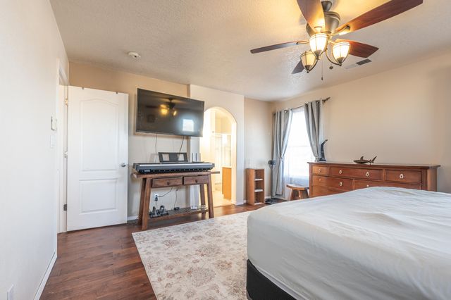 10601 Crandall Road SW, Albuquerque, NM 87121