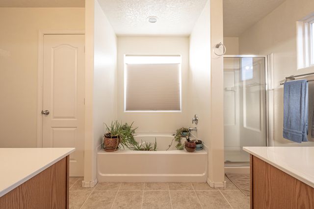 10601 Crandall Road SW, Albuquerque, NM 87121