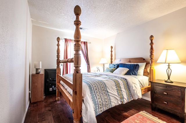 10601 Crandall Road SW, Albuquerque, NM 87121