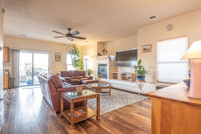 10601 Crandall Road SW, Albuquerque, NM 87121