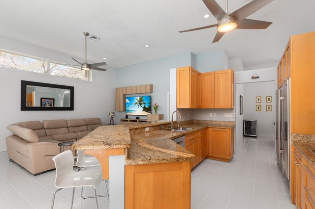 6040 NW 96th Way, Parkland, FL 33076