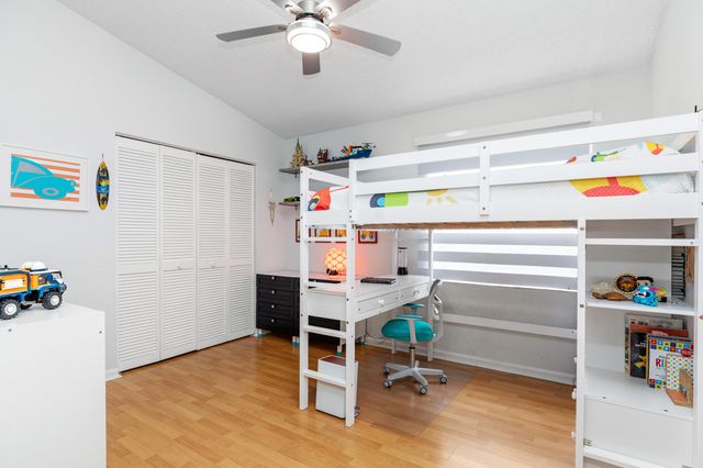 6040 NW 96th Way, Parkland, FL 33076