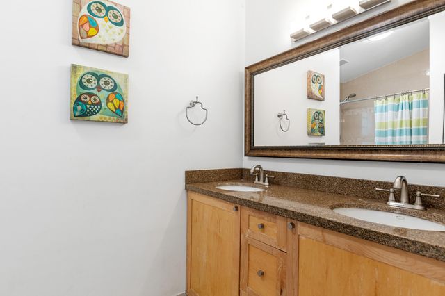 6040 NW 96th Way, Parkland, FL 33076