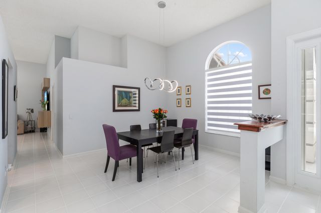 6040 NW 96th Way, Parkland, FL 33076