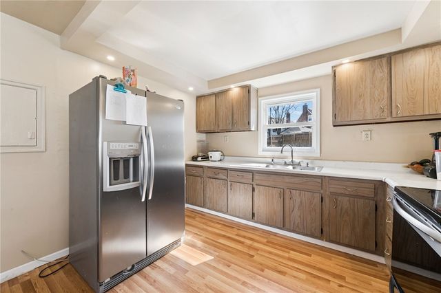 49 Montraver Dr, Monessen, PA 15062