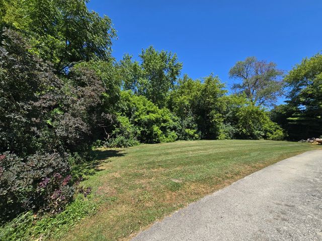 0 Greenview Avenue, Park City, IL 60085