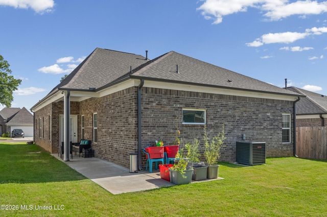 1627 Thomas Street, Horn Lake, MS 38637
