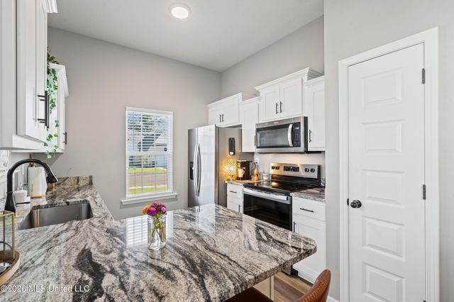 1627 Thomas Street, Horn Lake, MS 38637