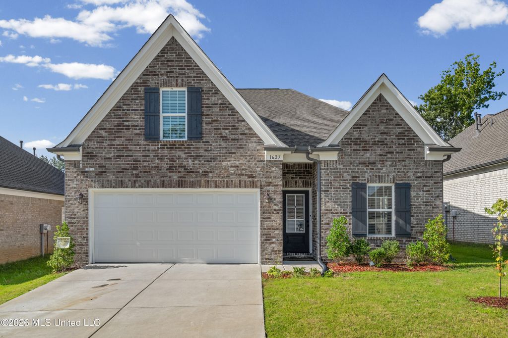 1627 Thomas Street, Horn Lake, MS 38637