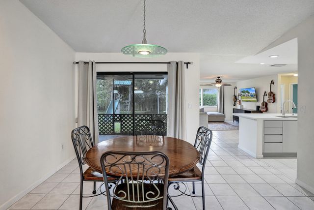 11614 SW 50th Street, Cooper City, FL 33330