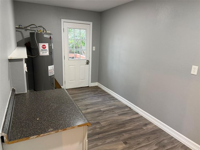 4308 6th Street, Bacliff, TX 77518