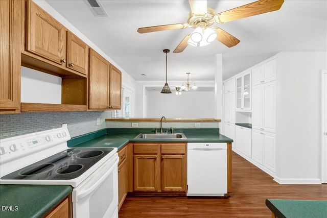 15 N Indiancreek Place, Durham, NC 27703