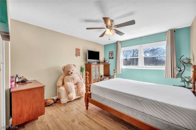 21818 Royalton Road, Strongsville, OH 44149