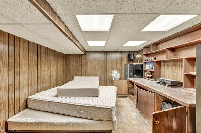 21818 Royalton Road, Strongsville, OH 44149