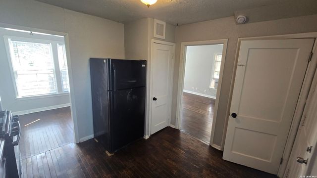 407 NATALEN AVE, San Antonio, TX 78209