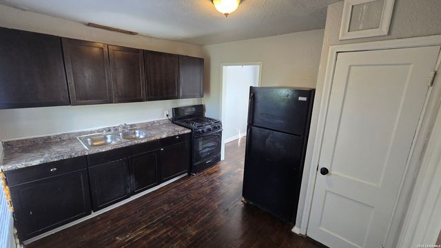 407 NATALEN AVE, San Antonio, TX 78209