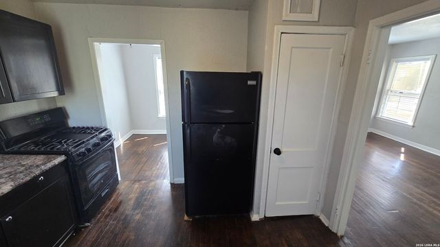 407 NATALEN AVE, San Antonio, TX 78209
