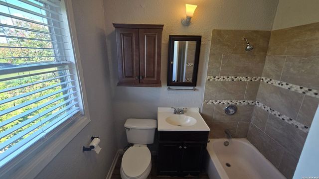 407 NATALEN AVE, San Antonio, TX 78209