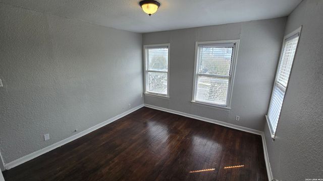 407 NATALEN AVE, San Antonio, TX 78209
