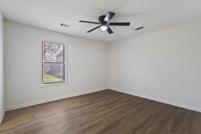 4244 WATER BRIAR RD, Millington, TN 38053