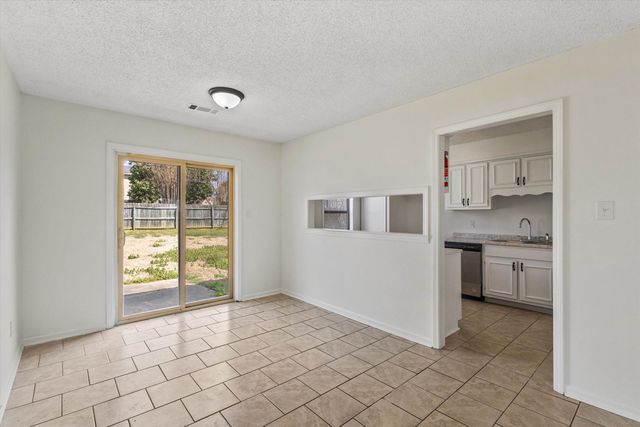 4244 WATER BRIAR RD, Millington, TN 38053