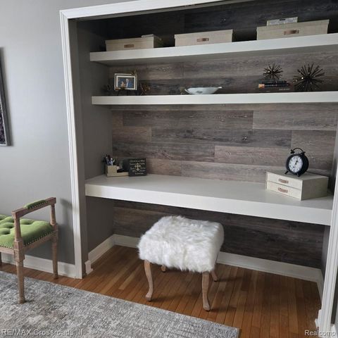 8776 Ironwood Drive, Van Buren Charter Township, MI 48111