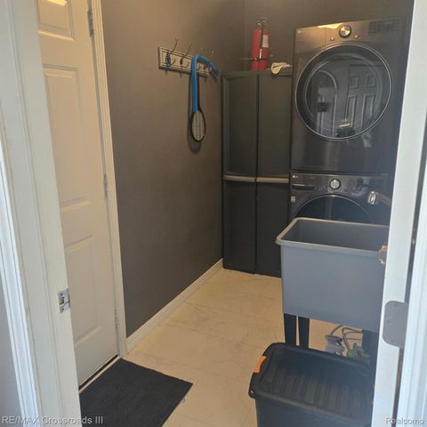 8776 Ironwood Drive, Van Buren Charter Township, MI 48111