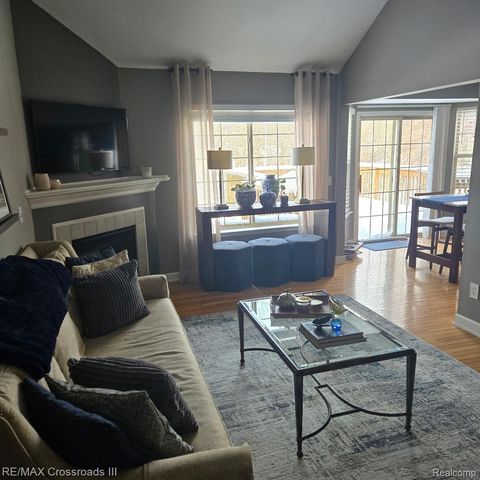 8776 Ironwood Drive, Van Buren Charter Township, MI 48111