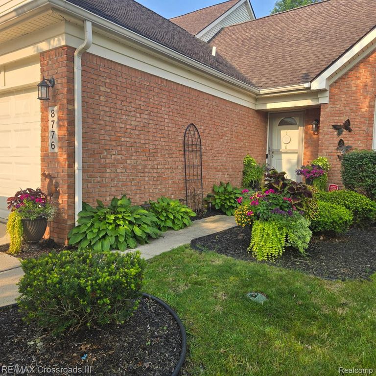 8776 Ironwood Drive, Van Buren Charter Township, MI 48111