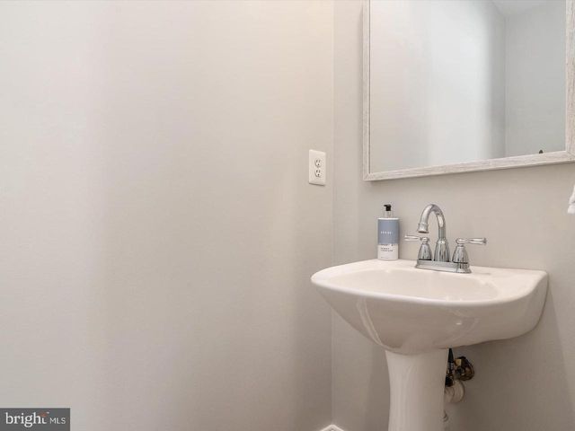731 PINE VALLEY DR, Arnold, MD 21012
