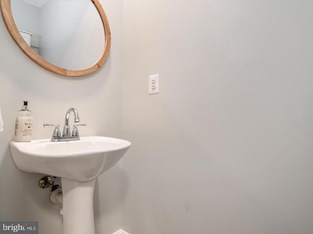 731 PINE VALLEY DR, Arnold, MD 21012