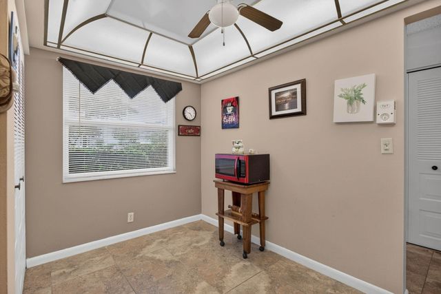 7640 NW 18TH Street 105, Margate, FL 33063