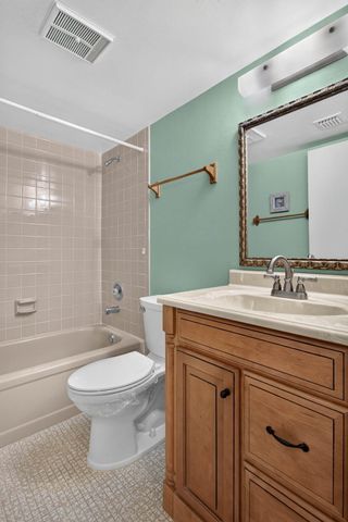 7640 NW 18TH Street 105, Margate, FL 33063