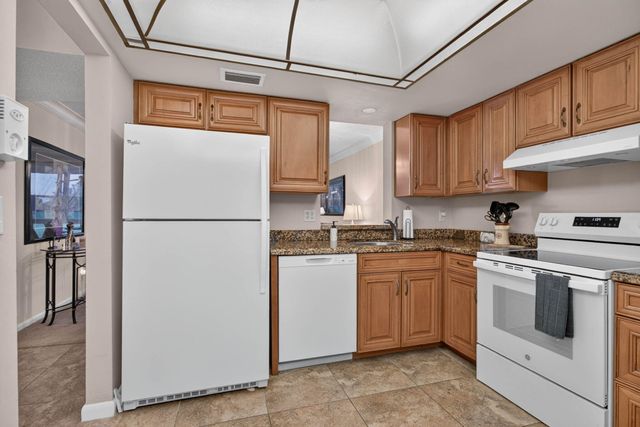 7640 NW 18TH Street 105, Margate, FL 33063