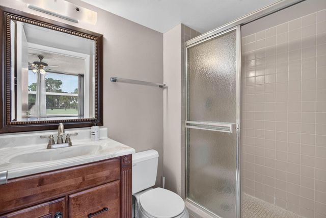 7640 NW 18TH Street 105, Margate, FL 33063