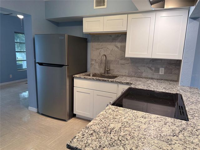 4295 58TH WAY N 1606, Kenneth City, FL 33709