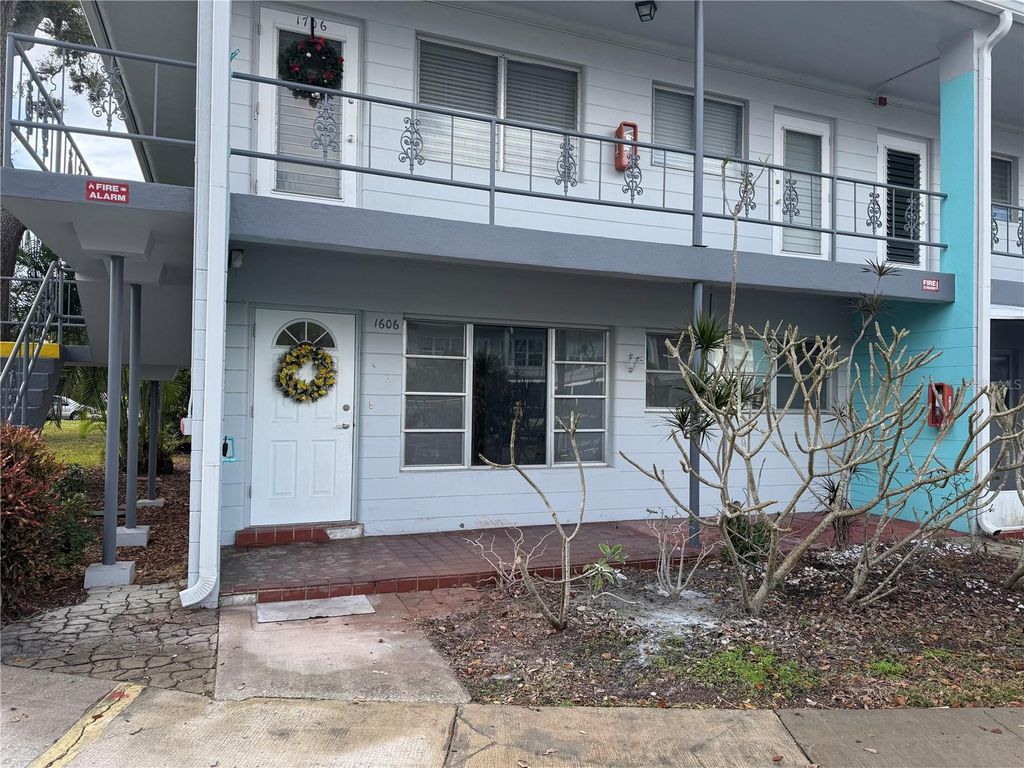 4295 58TH WAY N 1606, Kenneth City, FL 33709