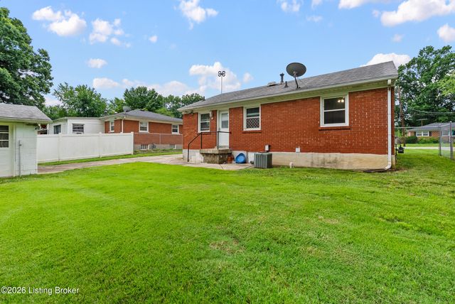 3213 Rosewedge Way, Louisville, KY 40216