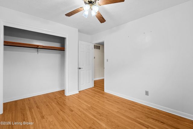 3213 Rosewedge Way, Louisville, KY 40216