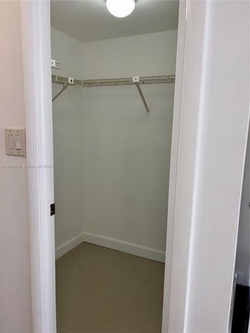 403 NW 68th Ave 502, Plantation, FL 33317