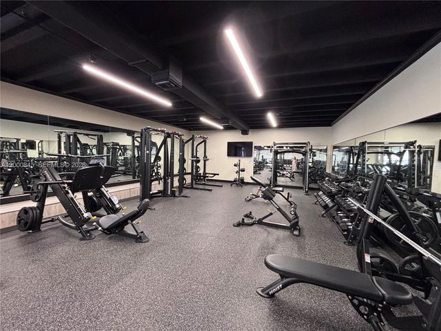 403 NW 68th Ave 502, Plantation, FL 33317