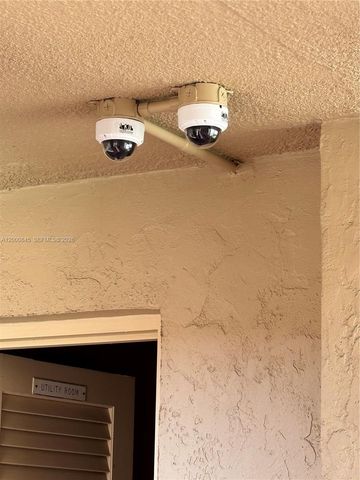 403 NW 68th Ave 502, Plantation, FL 33317