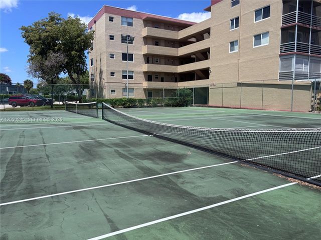 403 NW 68th Ave 502, Plantation, FL 33317