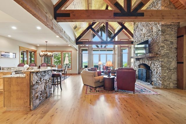 44 Eagles View Way, Hayesville, NC 28904
