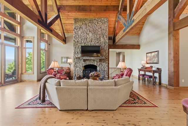 44 Eagles View Way, Hayesville, NC 28904