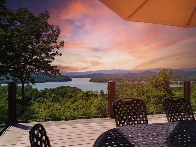 44 Eagles View Way, Hayesville, NC 28904